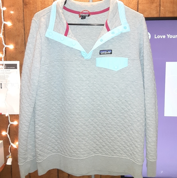 Patagonia Sweaters - Patagonia Quilted Pullover